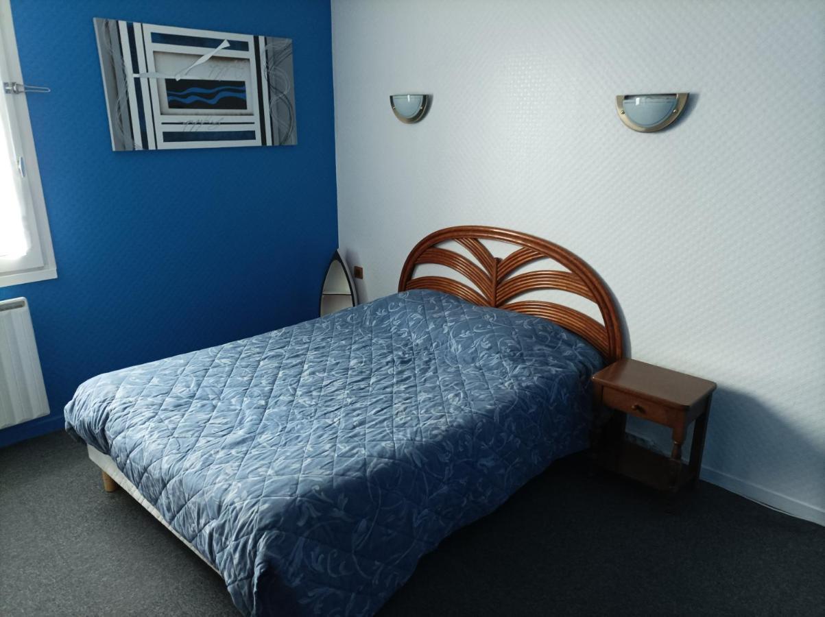 La Croisiere Hotell Louvetot Exteriör bild